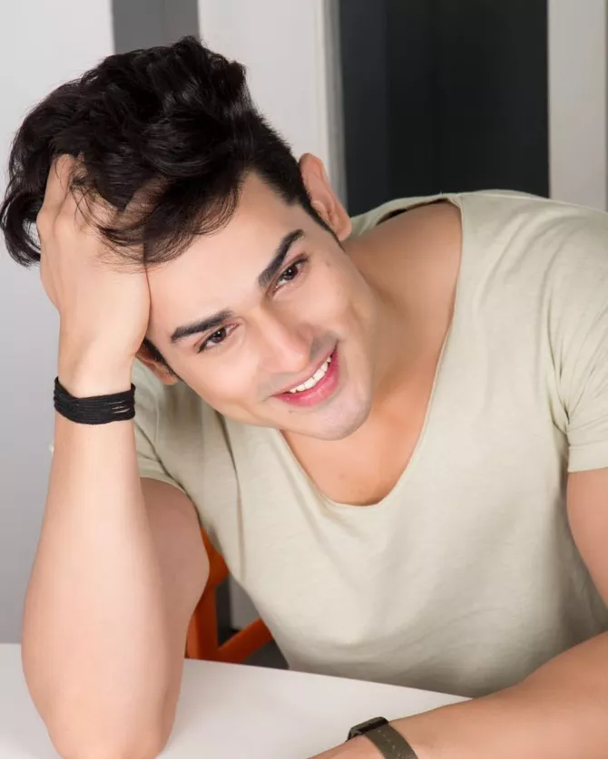 Priyank Sharma Relationship Status With Divya Agarwal And Benafsha