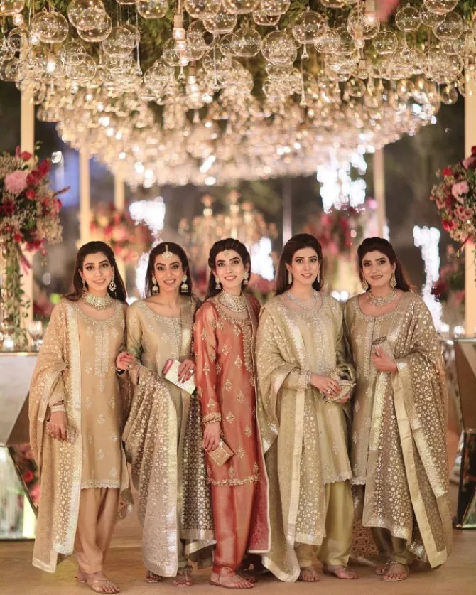 Pakistani Bride Wore Sabyasachi Green Matka Lehenga And 