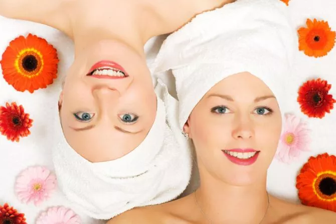 How To Wash Your Hair Properly At Home To Get A Spa Like Experience