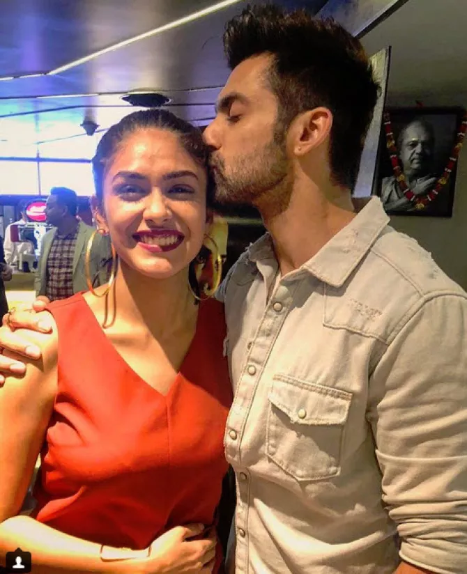 Mrunal Thakur's Rumoured Boyfriend Arjit Taneja Wishes Her In Style For