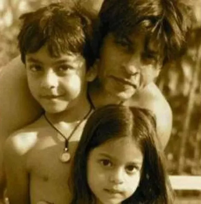 When Shah Rukh Khan Was Scared Of Losing Wife Gauri Khan Forever During The Birth Of Son Aryan Khan Superstar shahrukh khan and wife gauri khan are now the proud parents of their third child, who was born. scared of losing wife gauri khan