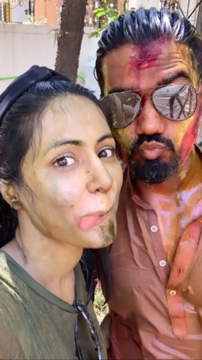 Hina Khan And Rocky Jaiswal Drenched In Each Other's Love On Holi Make