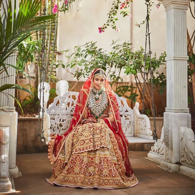Isha Ambani is a ravishing bridesmaid in unseen pics from Priyanka Chopra's  wedding