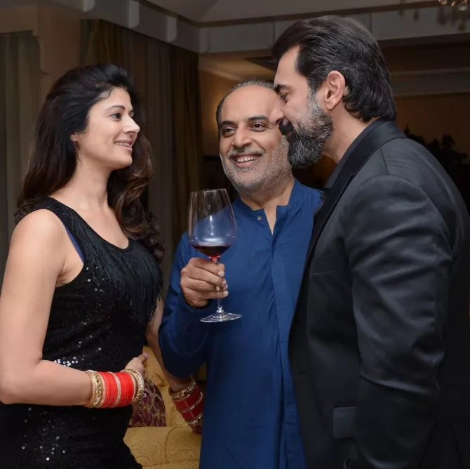 Unseen Picture Of Pooja Batra And Nawab Shah From Their Pre-Wedding ...