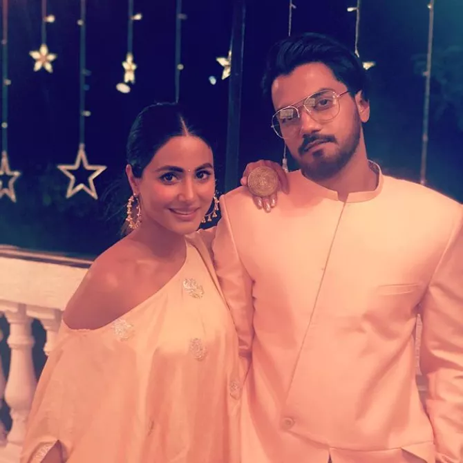 Hina Khan And Rocky Jaiswal Have Each Other's Back And He Even Gave The