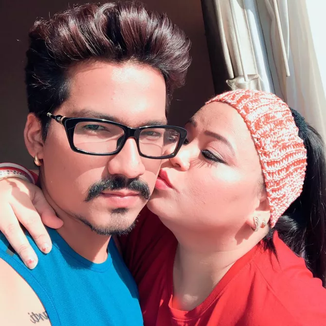 Bharti Singh And Haarsh Limbachiyaa Leave For Ncb Office After Their