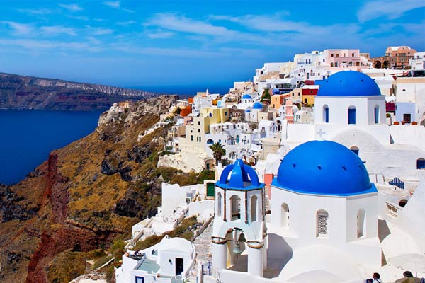 Top 10 Reasons Why You Should Choose Greece For Honeymoon