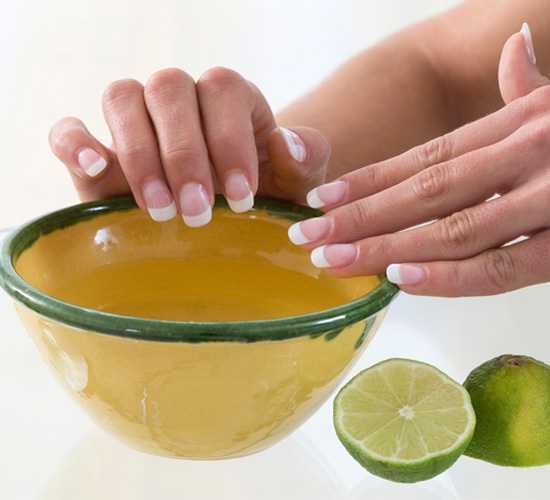 #3. Lemon juice to whiten nails