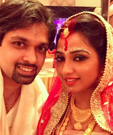 Shreya Ghoshal and Shiladitya Mukhopadhyaya