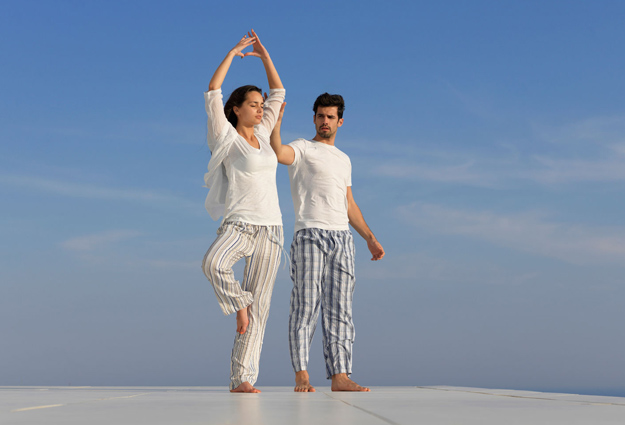 7 Best Yoga Poses For Couples To Boost Their Relationship