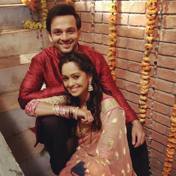 Satrangi Sasural Actors Ravish Desai And Mugdha Chaphekar Tie The Knot