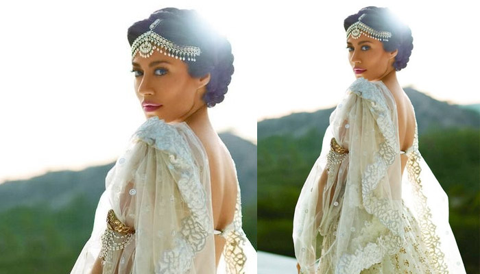 Top 51+ Designer Lehengas (Latest & Stylish) | ShaadiSaga | White indian  wedding dress, Indian wedding dress bridal lehenga, Indian bridal dress