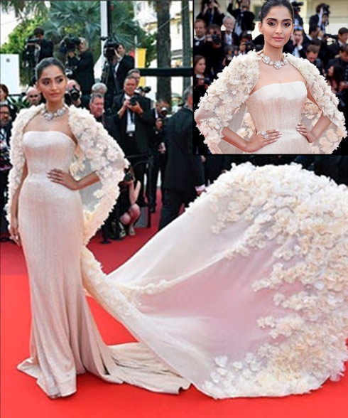 #2. Sonam Kapoor in Ralph And Russo 