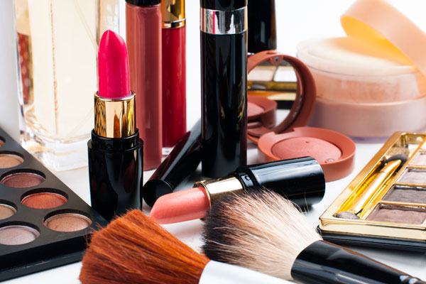 Makeup Tips for Sensitive Skin