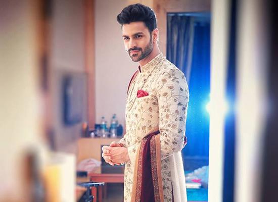 Divyanka Tripathi Dahiya Got A Gift On Her First Month Wedding Anniversary