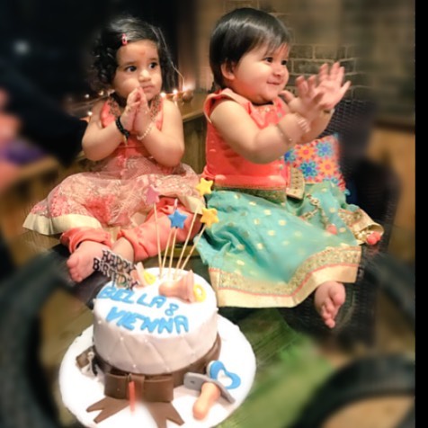 Karanvir Bohra And Teeja Sidhu Celebrated Their Twin Daughters Birthday