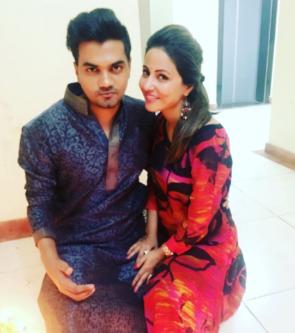 Watch Rocky Jaiswal Propose To Hina Khan For The First Time In 'Bigg ...