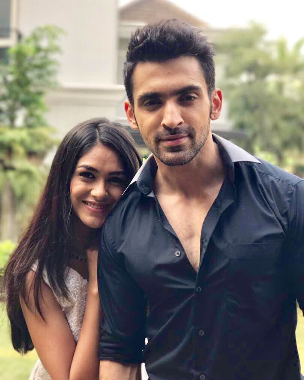 Are 'kumkum Bhagya' Fame Actor Arjit Taneja And Mrunal Thakur Dating In 