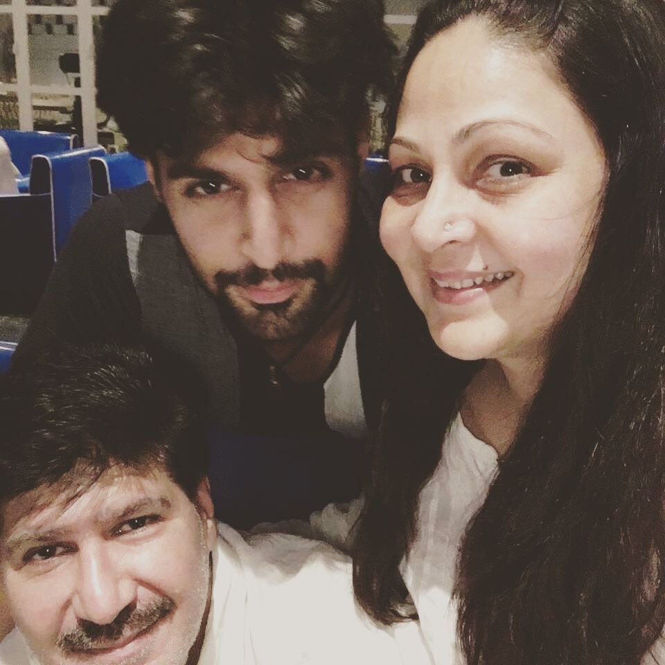 Rati Agnihotri's 30 Yrs Of Abusive Marriage To Anil Virwani Proves It's ...