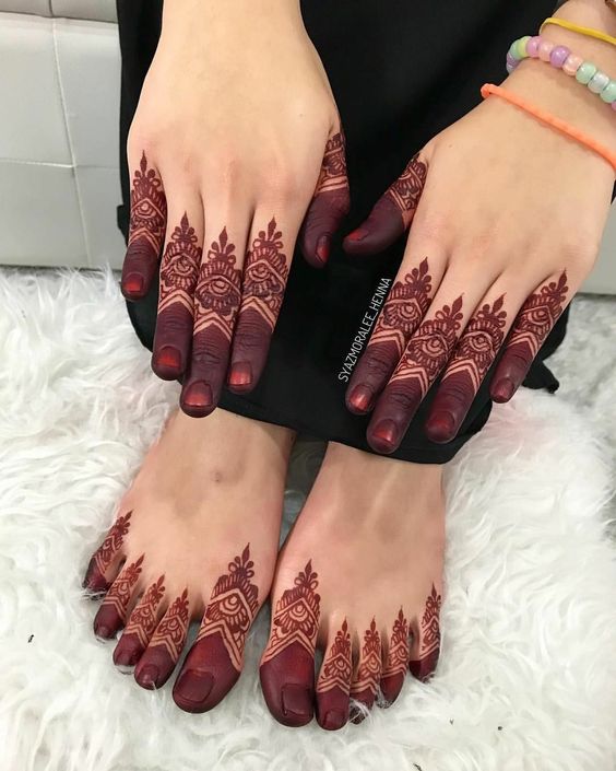 Popular Mehendi Designs Trending Karva Chauth