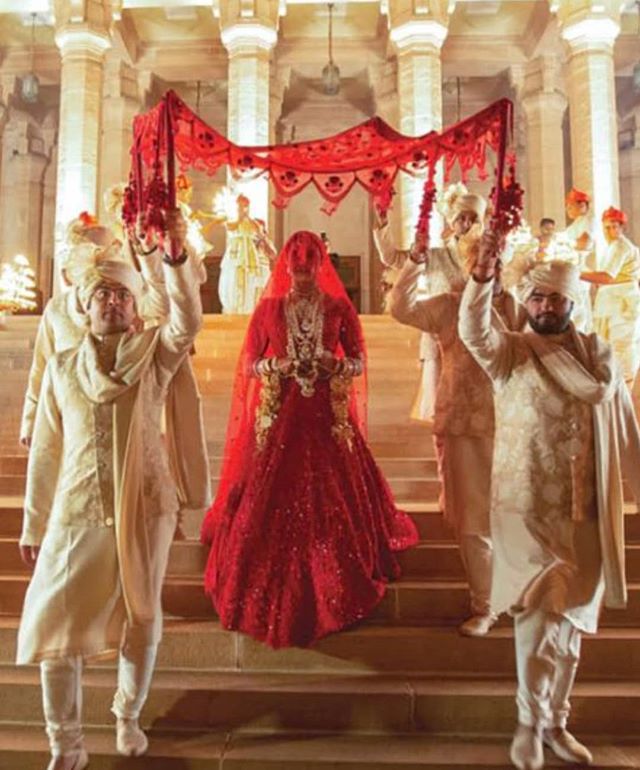 Priyanka Chopra Hindu wedding red lehenga photos, Unseen pictures