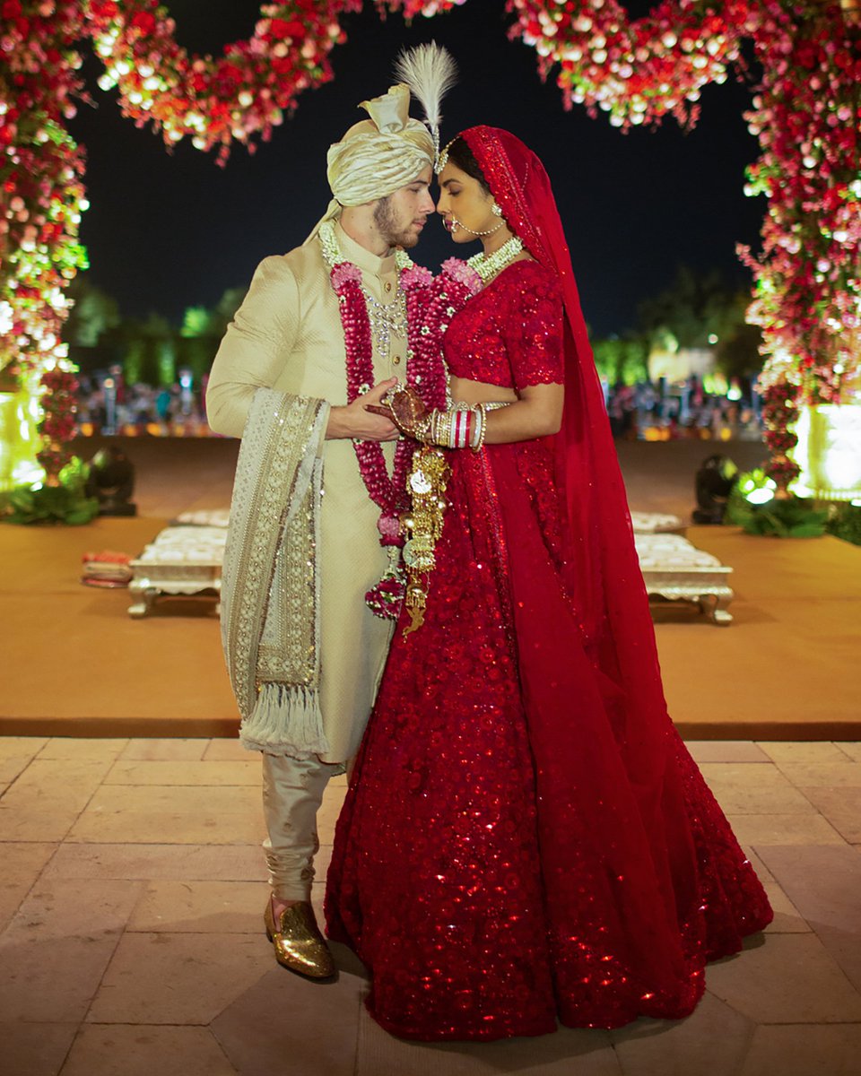 Nick Jonas looks perplexed by his wife Priyanka Chopra's 75-foot long veil