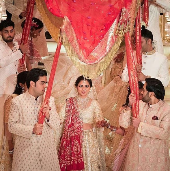 ambani daughter wedding dress