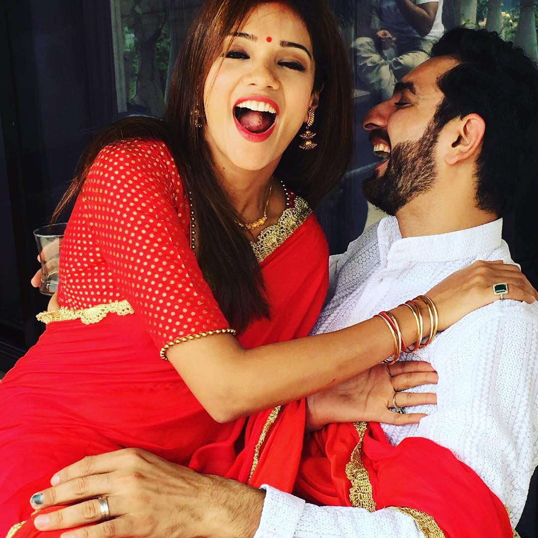 Megha Guptas PDA On Instagram With Patidev Sidd