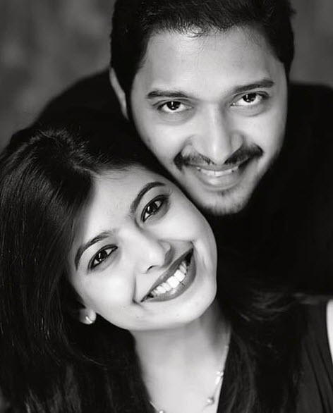 Shreyas Talpade Shares An Unseen Wedding Picture With His Wife, Deepti ...