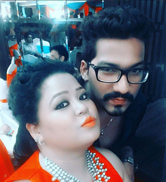 Haarsh Limbachiyaa Gives A Special Bday Surprise To Bharti Singh Gets Her Name Inked