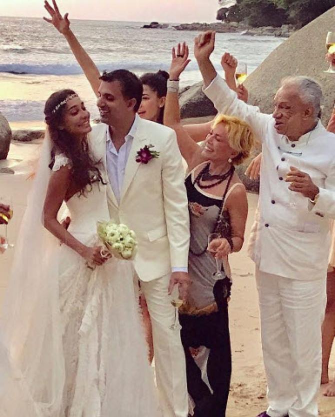 18 Bollywood Celebrities Who Chose To Get Married Outside India At Beautiful Destinations