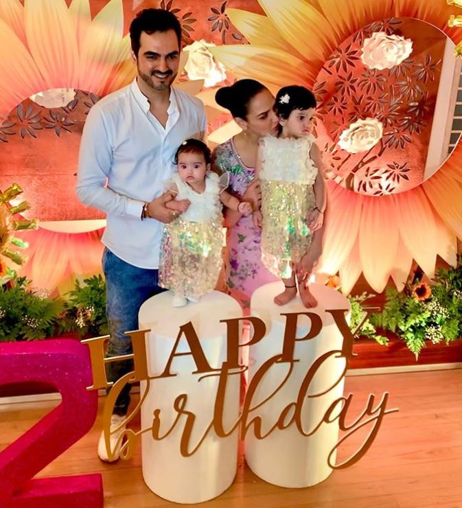 Esha Deol And Daughter, Radhya Have Already Begun Their Christmas ...