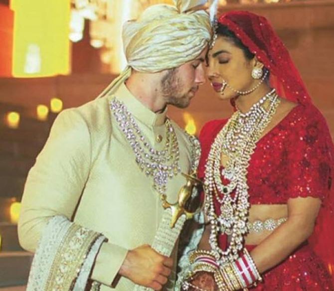 7 Bollywood Divas Who Flaunted Their Wedding Jewellery With Utmost ...