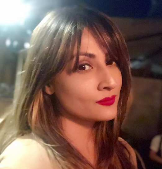 Urvashi Dholakia's Love Life: Married At 16, Became Mother By 17, Only ...