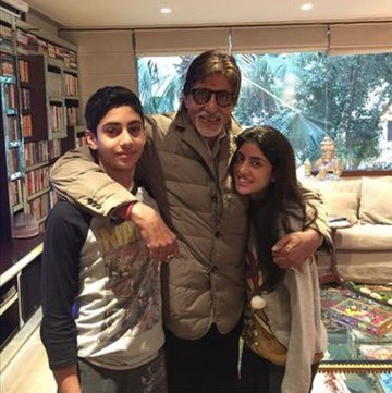 Amitabh Bachchan, Navya Naveli Nanda and Agastya Nanda