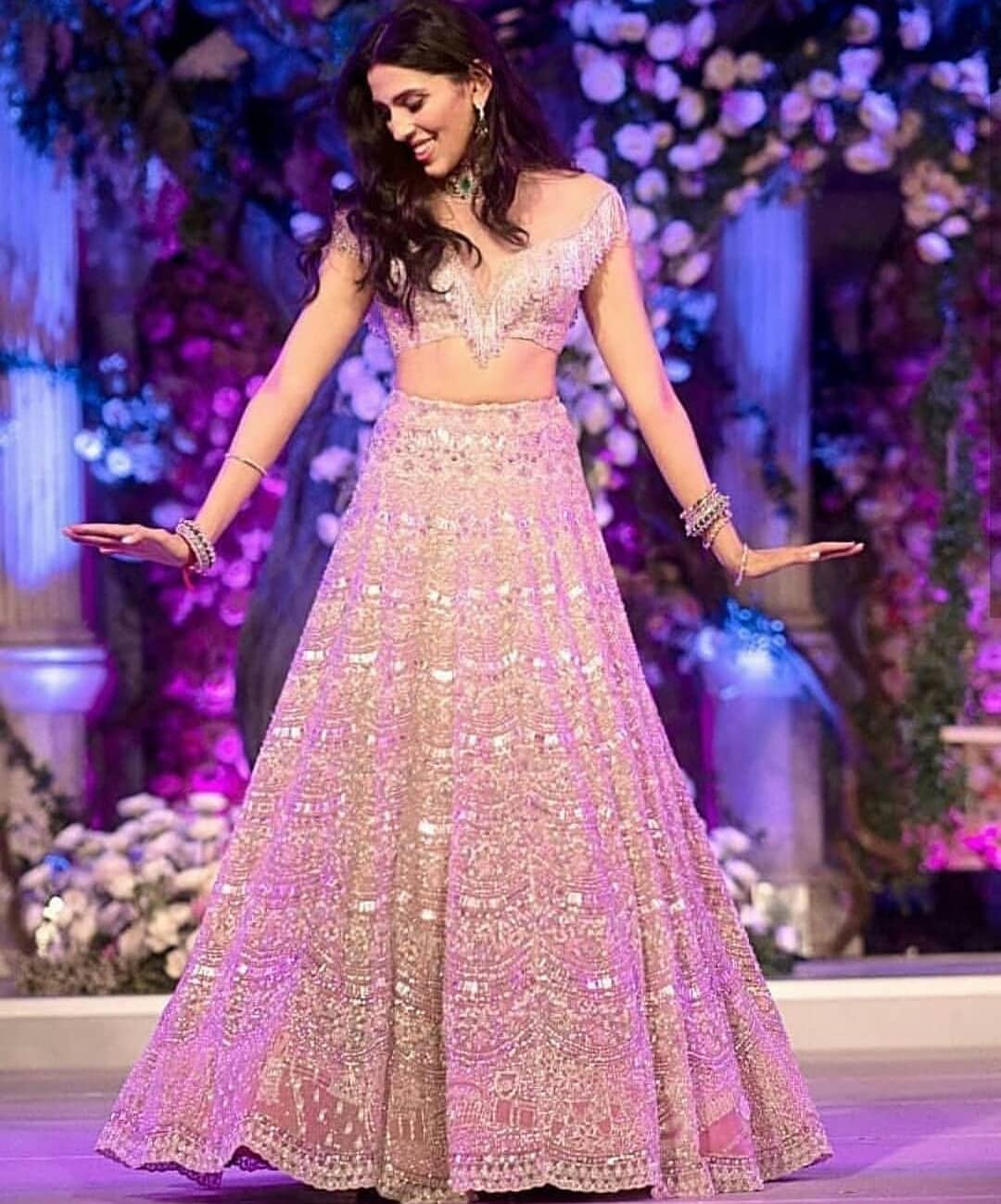 Akash Ambani-Shloka Mehta sangeet: See Jacqueline Fernandez, Vidya Balan's  stunning lehengas | Fashion Trends - Hindustan Times