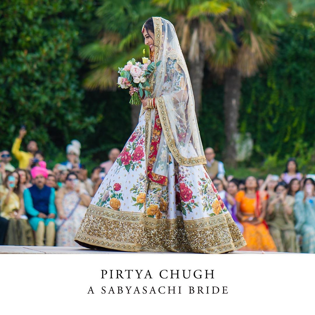 Sabyasachi Lehenga Price | How much does a Sabyasachi Lehenga Cost |  WedMeGood