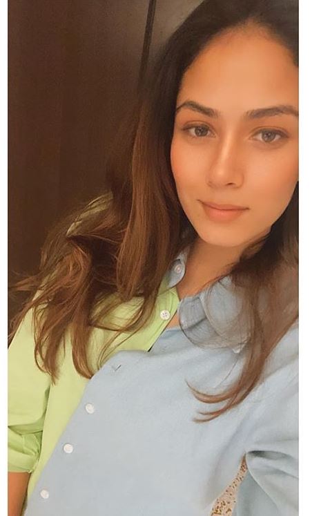 It's Expensive! Mira Rajput casually flaunts a ridiculously