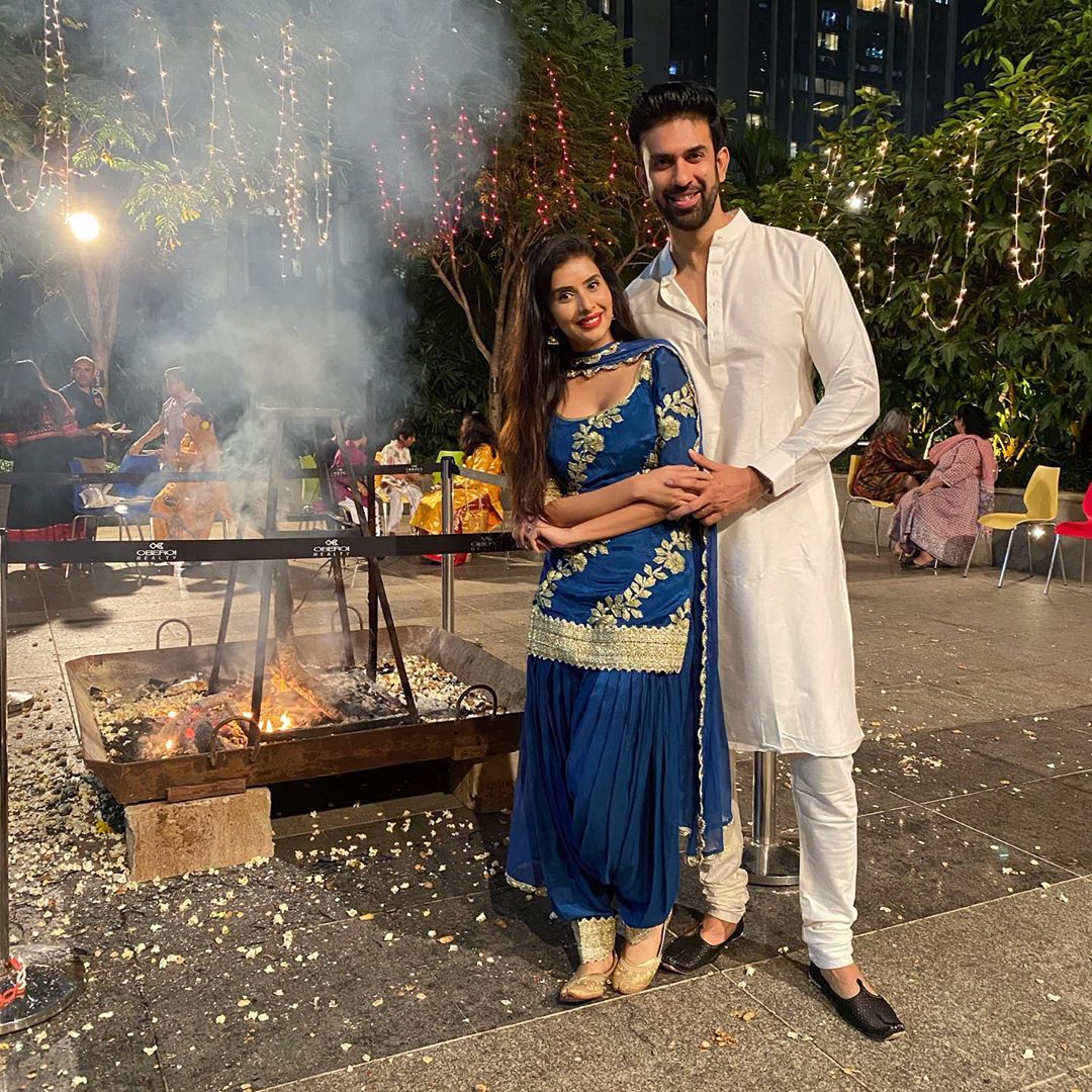 Charu Asopa And Rajeev Sen Celebrate Their First Lohri Together After