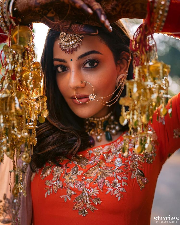 Kajal Aggarwal's red Anamika Khanna bridal lehenga featured stunning  Kashmiri resham work