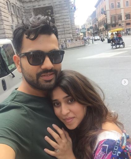 Rohit Sharma Receives A Perfect Send Off From Daughter, Samaira As He ...