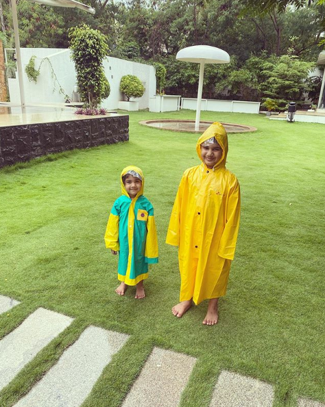 Allu Arjun And Sneha Reddy's Kids, Ayaan And Arha Turn Pennywise And ...