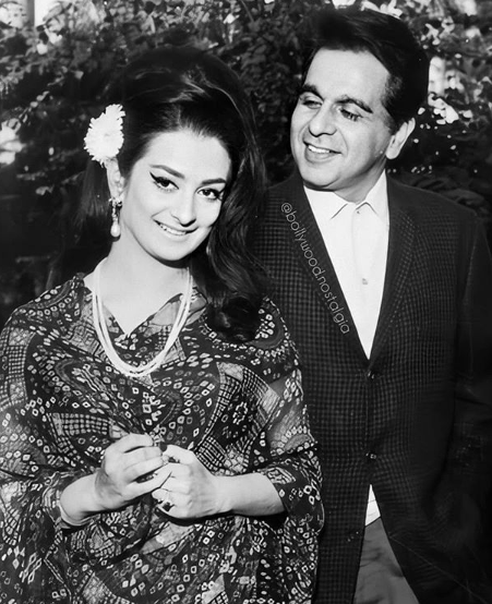 Dilip Kumar And Saira Banu's Throwback Picture From Their Wedding Gives ...