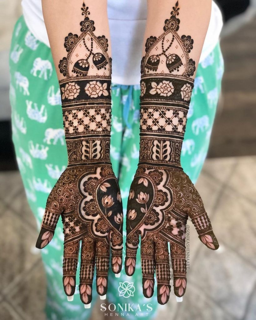 Simple Mehndi Design | Latest hand mehndi designs for girls | Times Now