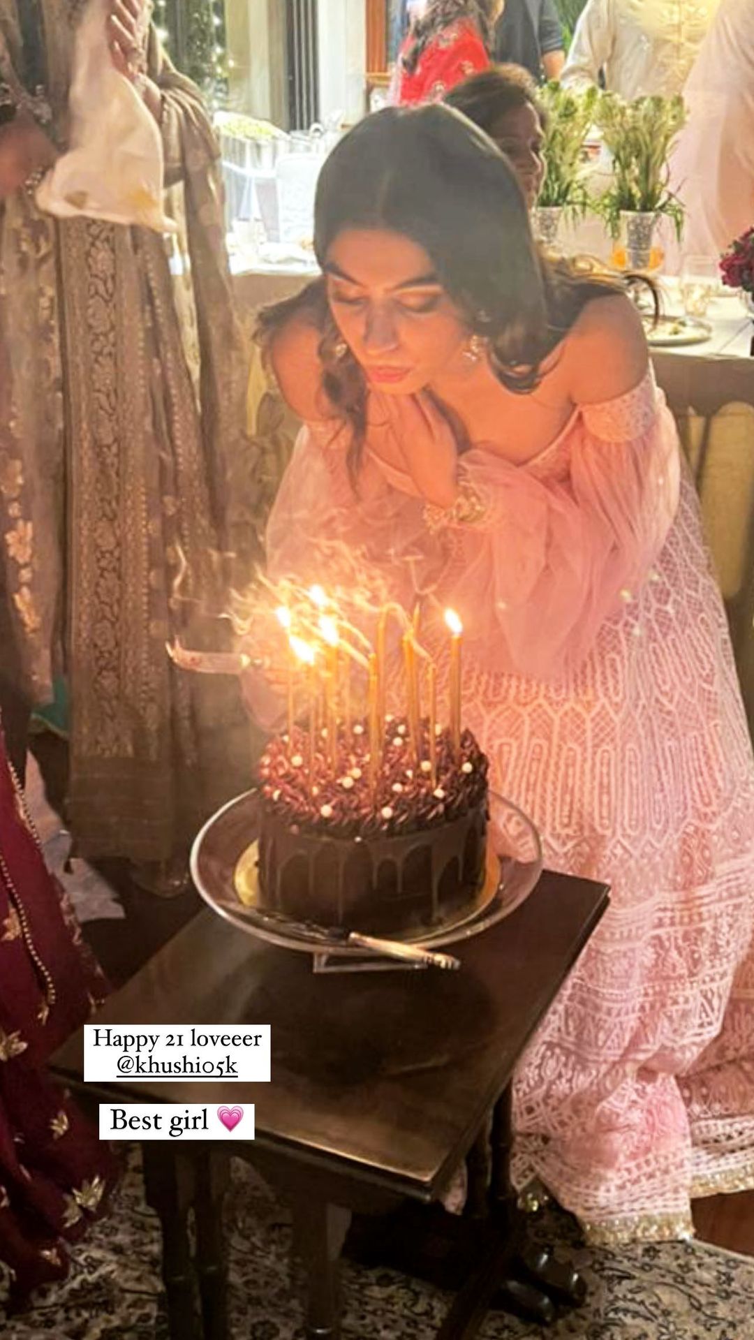 Happy Birthday Khushi Cake And Flower - Greet Name