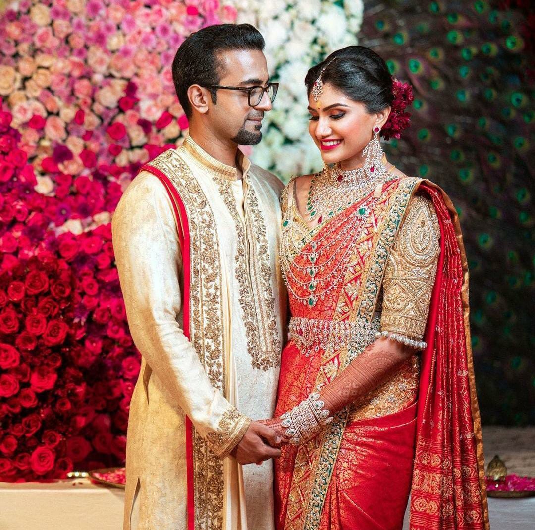 South Indian Bride Oomphed Her Wedding Look In A 'Kanjivaram' Saree ...