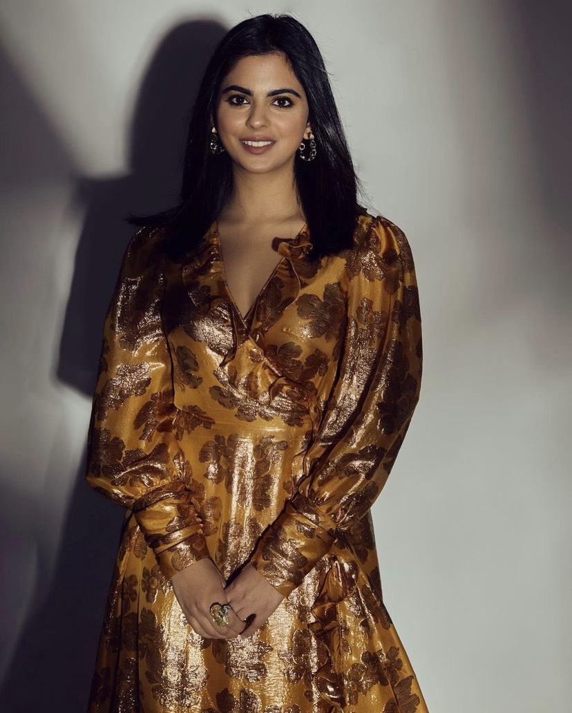 Isha ambani gold dress hotsell