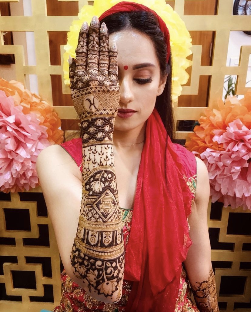 11 Best And Simple Heart Henna Designs To Try In 2024