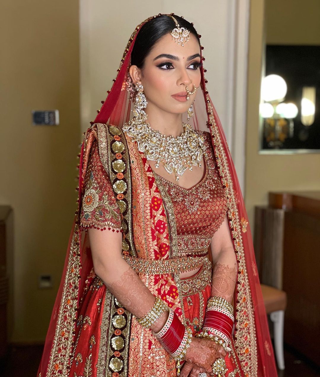 Best Indian Wedding Dresses - Royal Bindi