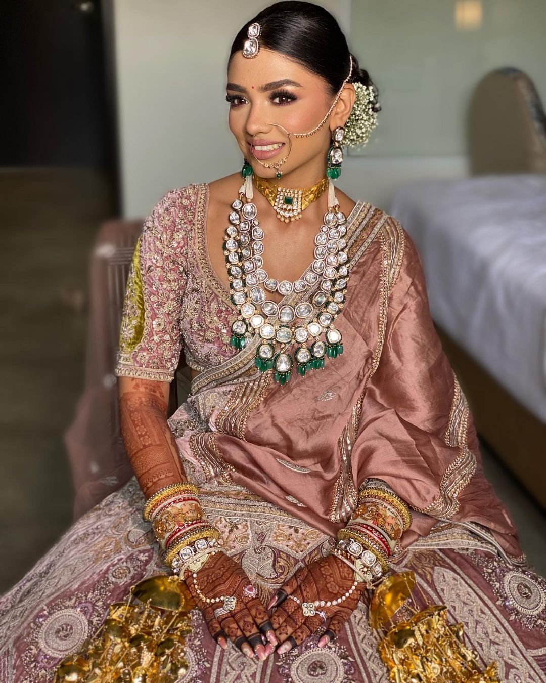 Contrasting Jewellery Ideas To Pair With Bridal Lehenga!